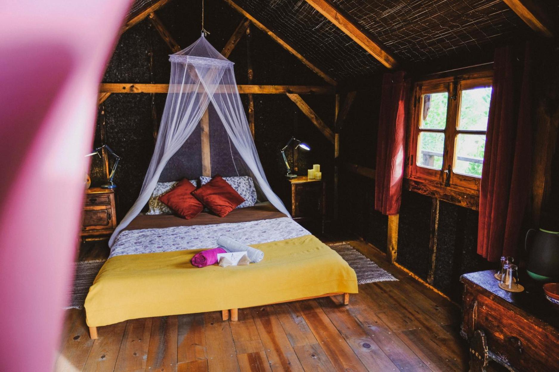 Quinta Alma - Ecological Retreat Farm 호텔 알제주르 객실 사진