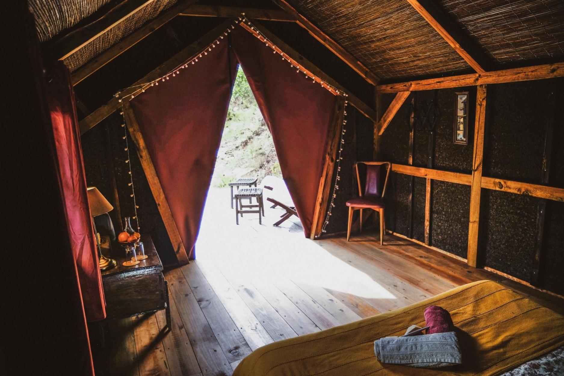 Quinta Alma - Ecological Retreat Farm 호텔 알제주르 객실 사진